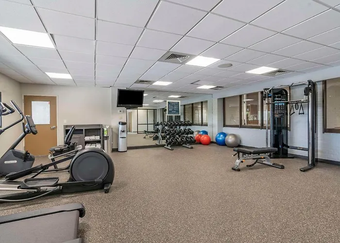 Mainstay Suites Lexington I-75