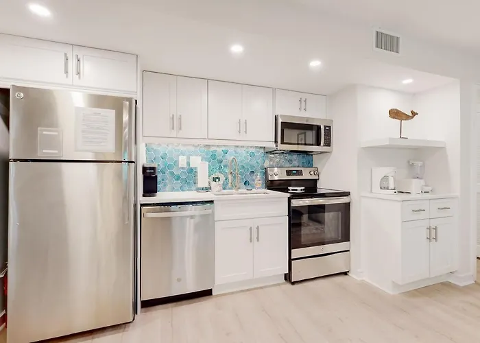 3528 Seascape Villa