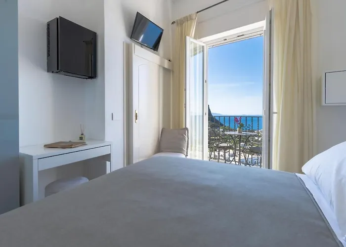 Albergo La Prora