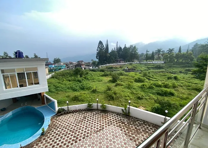 Algara Puncak Hotel