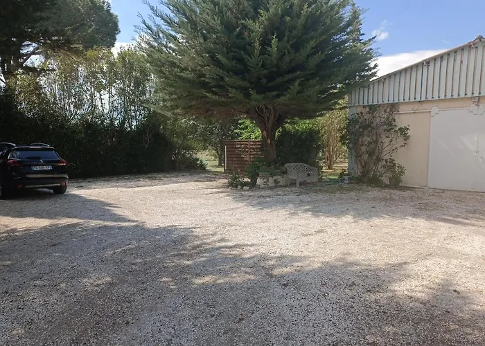 Bed and Breakfast mas des pins à Saint-Cyprien 