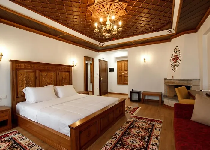 Rose Garden Hotel