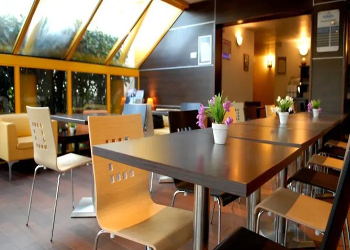 Hotel Balladins Savigny-Le-Temple