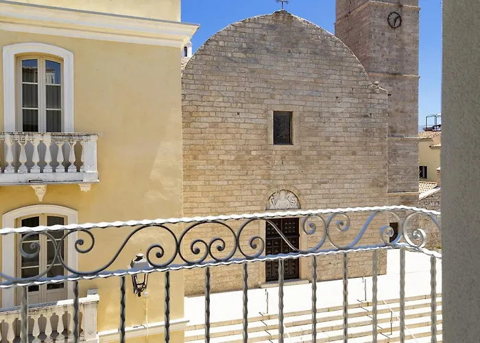 La Via Rooms And Terrace