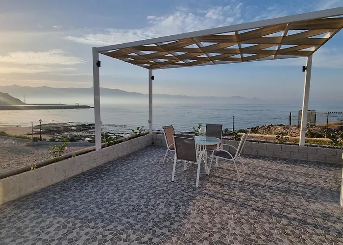 Holiday Beach Resort