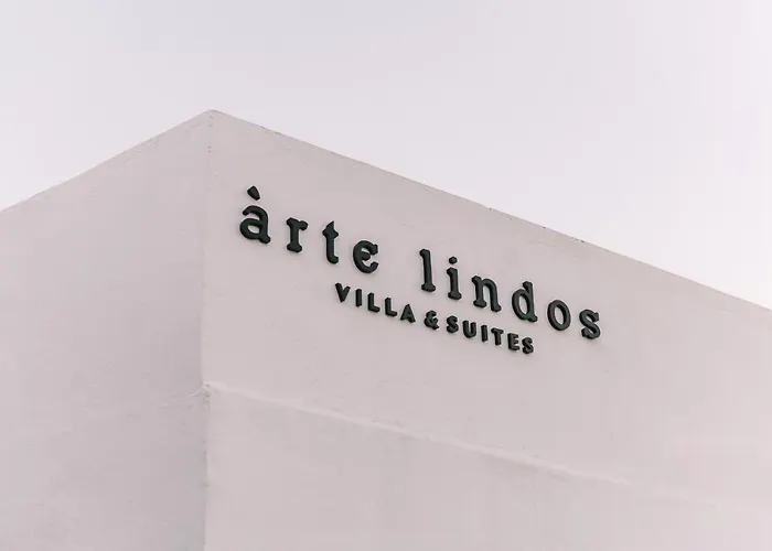Arte Lindos Suites
