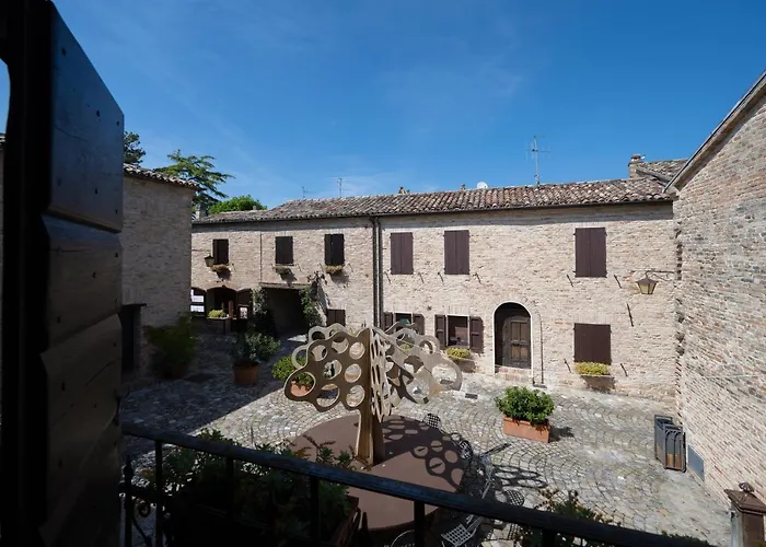 Palazzo Viviani - Castello Di Montegridolfo