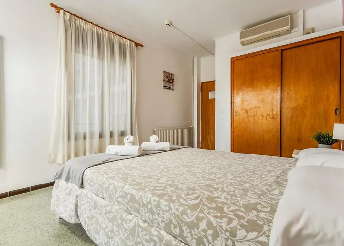 Hostal La Marina