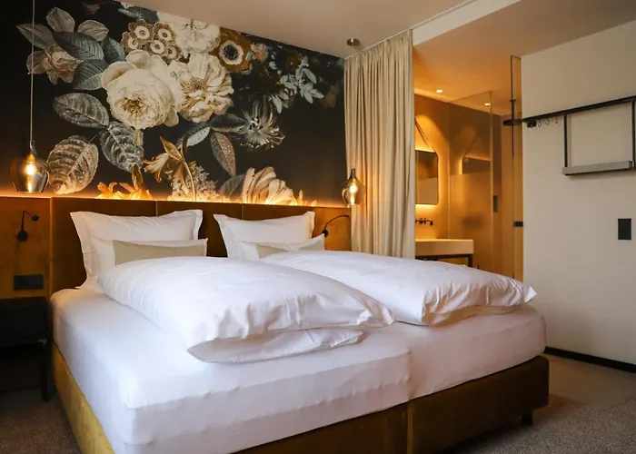 Boutiquehotel Burg Adenbach&Alter Weinbau