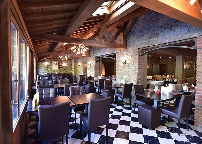 Hotel Moulin De La Strument