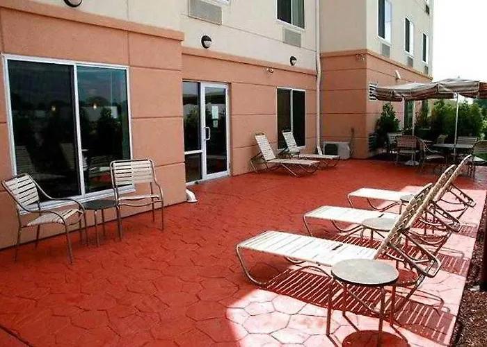 Fairfield Inn & Suites Toledo North