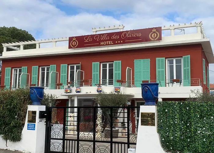 Hotel La Villa Des Oliviers, Seaside Hotel
