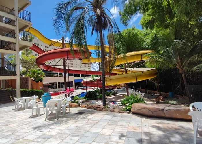 Golden Dolphin Gd - Suite 4 Adultos E 1 Crianca Ate 5 Anos Caldas Novas