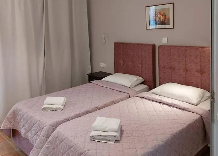 Dolphin Sea View Rooms