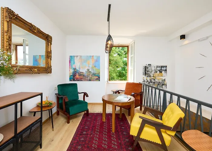 Boutique Garden Rooms