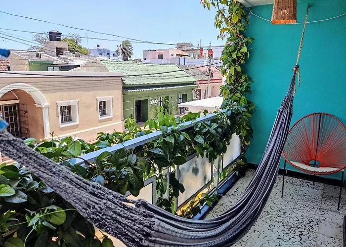 Bona Vida Hotel