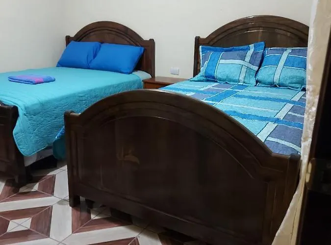 Hotel los reyes