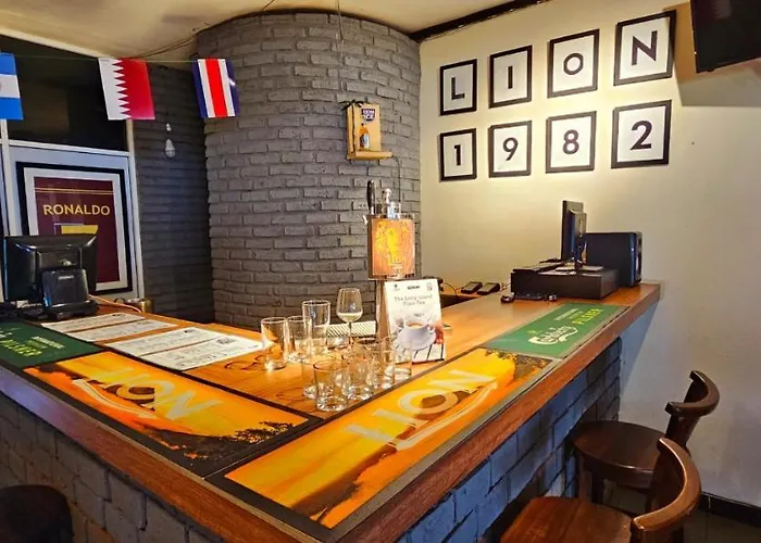 The Lion Pub & Hotel