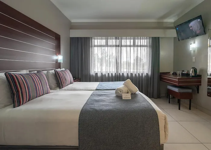 Hotel Savoy And Conference Centre