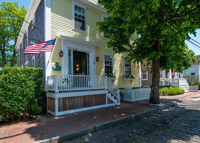 Nantucket Periwinkle Hotel