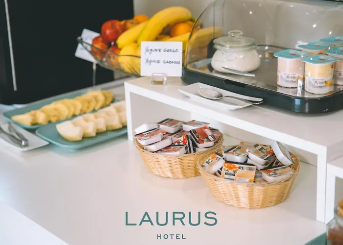 Laurus Hotel