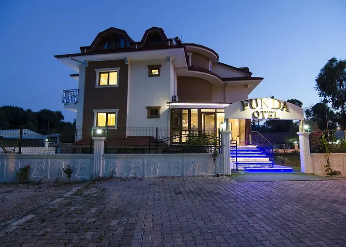 Funda Hotel