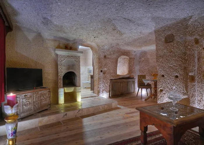 Takaev Cave House