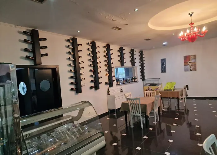 Hotel Velipoja Park