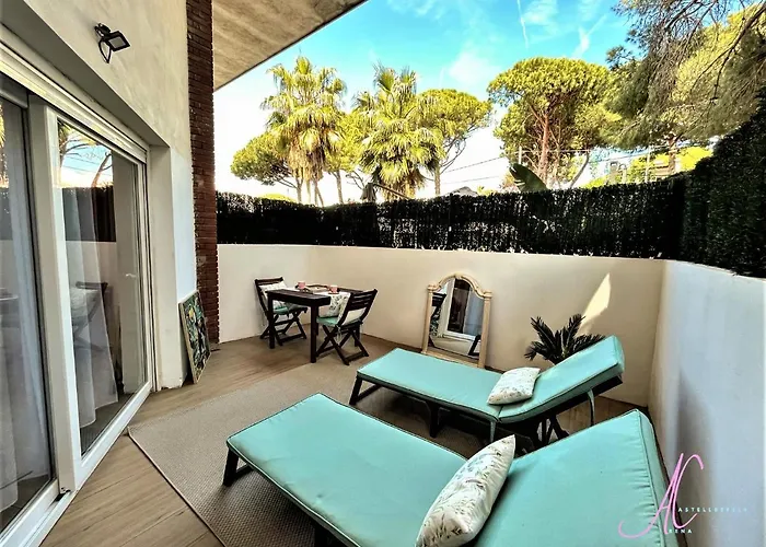 Aparthotel Arena Castelldefels (Adults Only)
