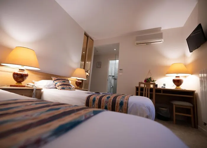 Logis Hotel Restaurant Le Continental