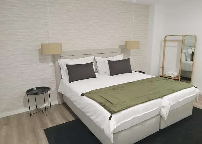 Bus Station Suites & Studios Coimbra