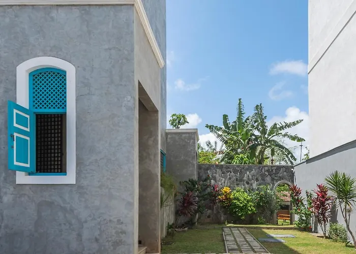 Beverly Suites Mount Lavinia