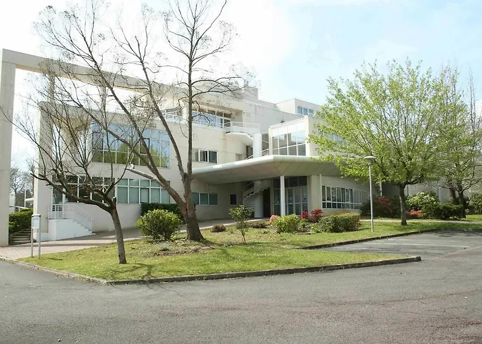 Hotel Biarritz Atlantique - Lycée Hotelier - Management School