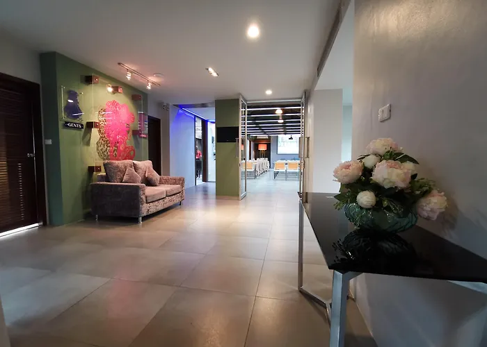 Sino House Phuket Hotel - Sha Plus
