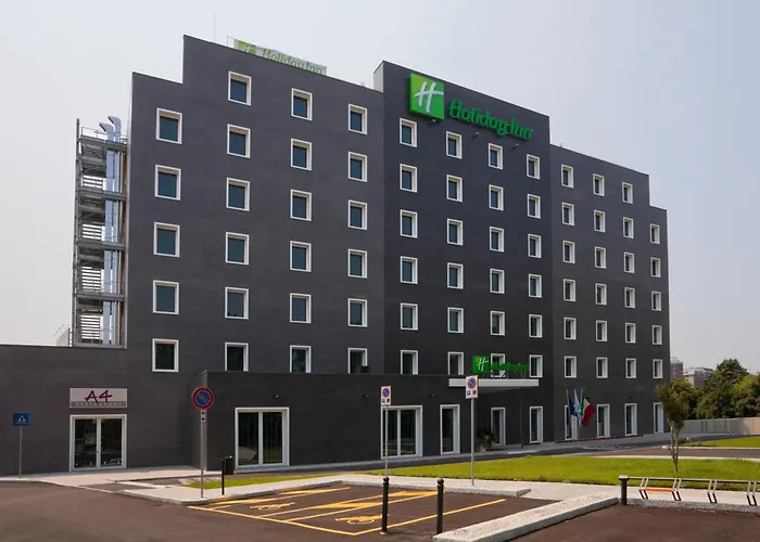 Holiday Inn Milan Nord Zara By Ihg