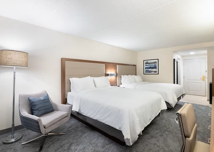 Holiday Inn Express & Suites Boston - Cambridge By Ihg