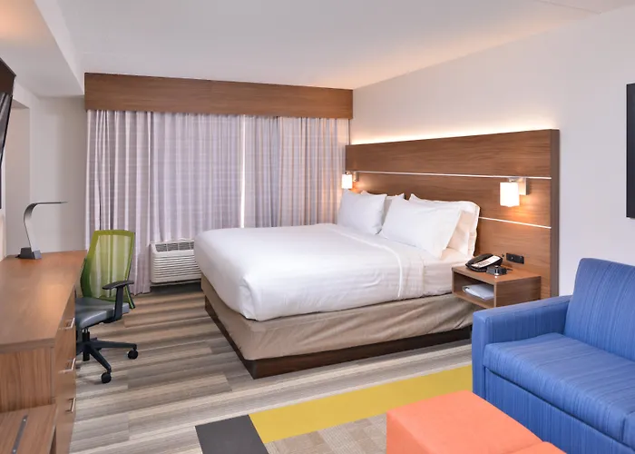 Holiday Inn Express & Suites Indianapolis Dtn-Conv Ctr Area By Ihg
