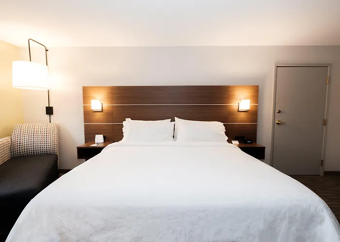 Holiday Inn Express Atlanta - Northeast I-85 - Clairmont Road By Ihg
