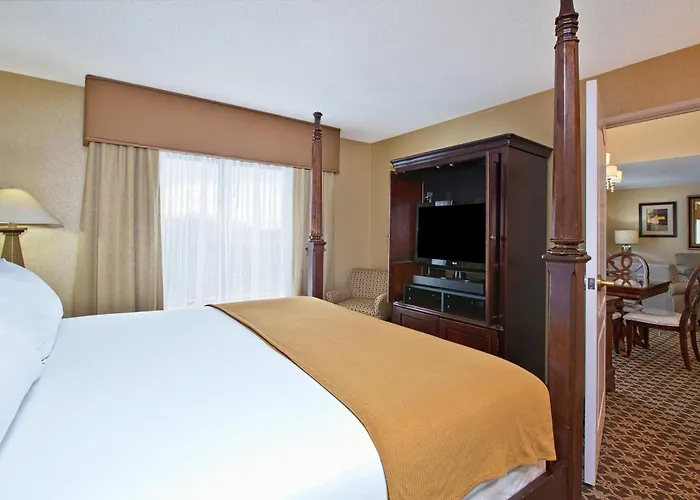 Holiday Inn Express & Suites - Sharon-Hermitage By Ihg