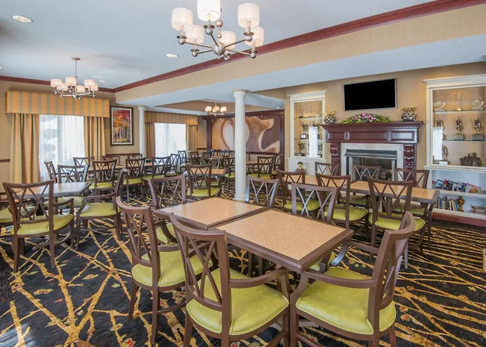 Holiday Inn Express & Suites - Sharon-Hermitage By Ihg