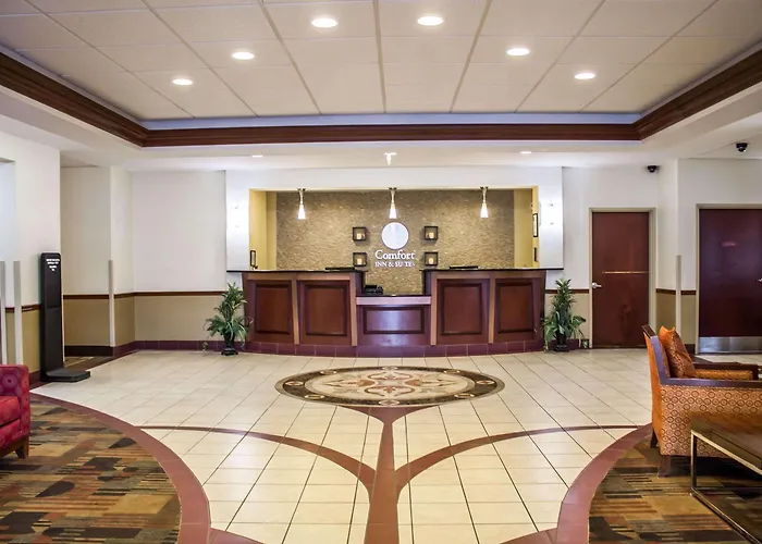 Comfort Inn & Suites Kent - University Area