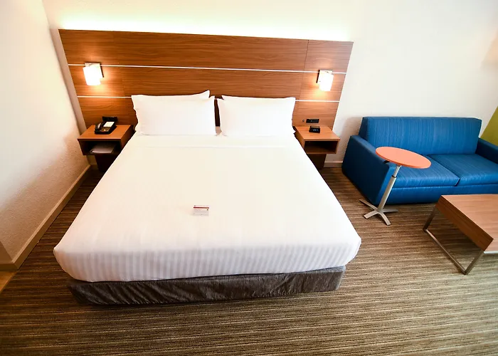 Holiday Inn Express & Suites Port Clinton-Catawba Island By Ihg