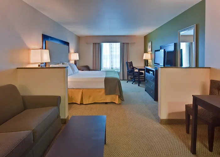 Holiday Inn Express & Suites Dewitt - Syracuse By Ihg