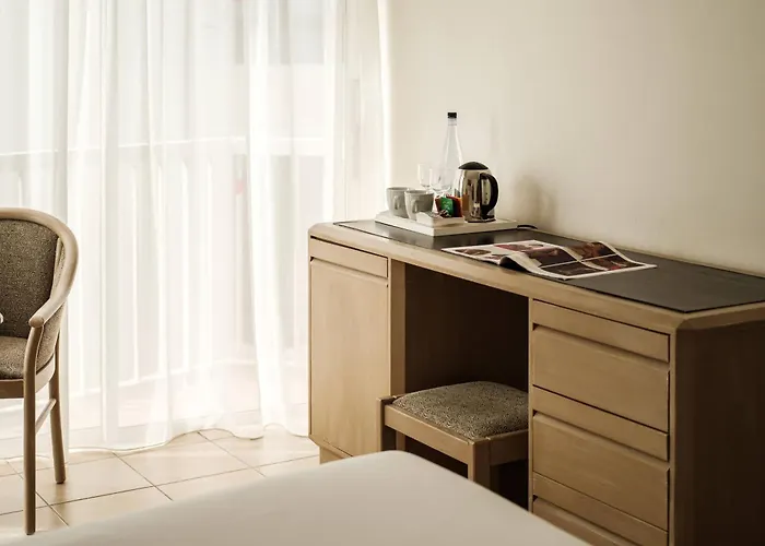 The Diplomat Hotel (Adults Only)