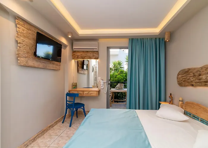 Iniohos Zante Hotel & Suites