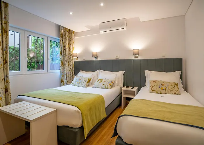 Dinya Lisbon Hotel