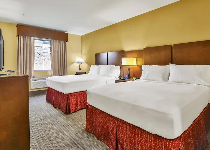 Holiday Inn Express & Suites Houston South - Pearland By Ihg