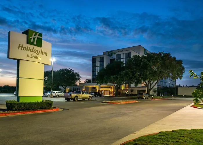 Holiday Inn Hotel And Suites Beaumont-Plaza I-10 & Walden By Ihg