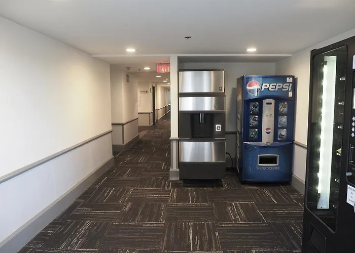 Best Western Plus Vancouver Airport Hotel
