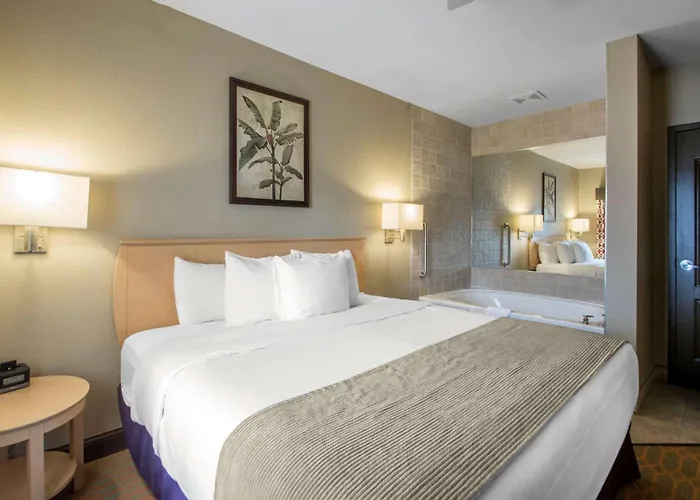 Bluegreen Vacations Odyssey Dells Resort